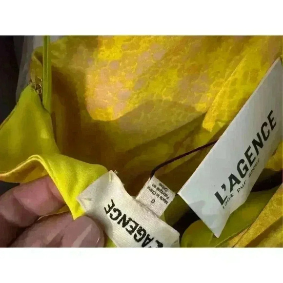 New NWT L'AGENCE Estee Twist Neckline Dress in Lemon Tonic Multi Python Snake Re - Picture 6 of 7